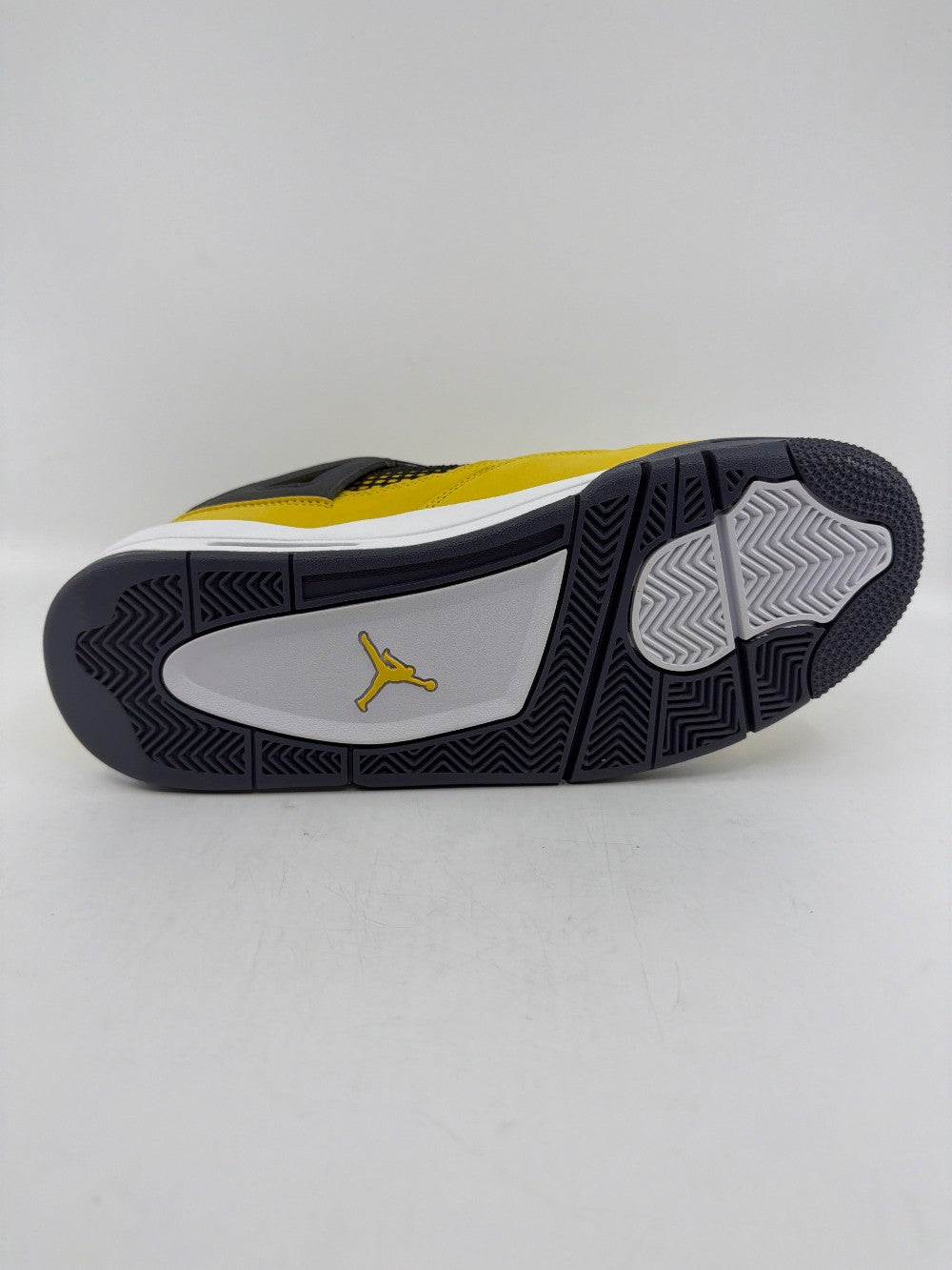 AJ 4 - LIGHTNING (2021)|44283
