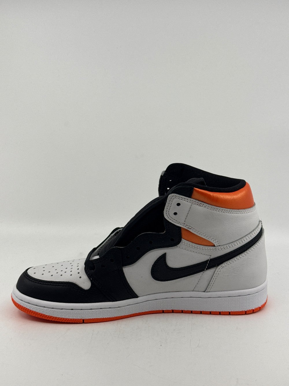 AJ 1 - ELECTRO ORANGE|44432