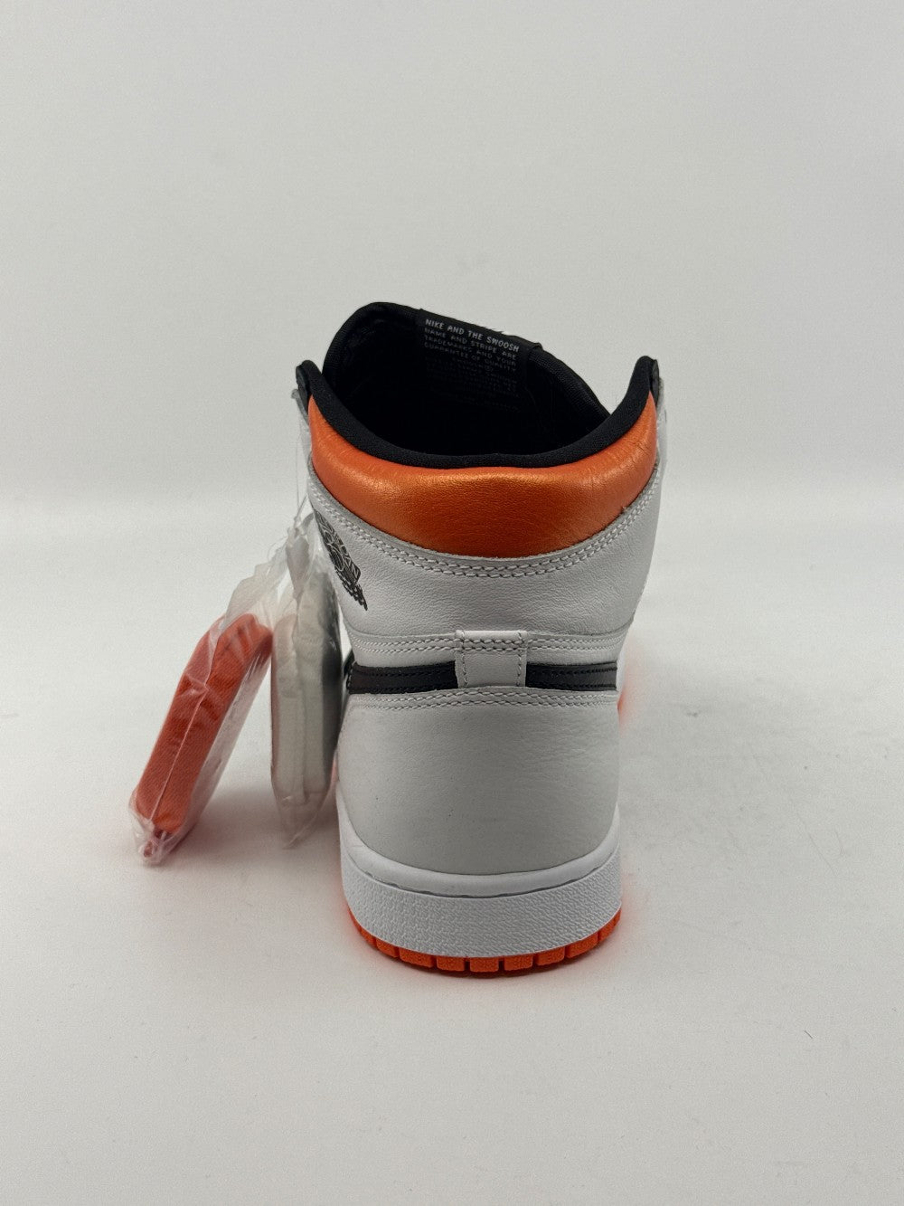 AJ 1 - ELECTRO ORANGE|44437