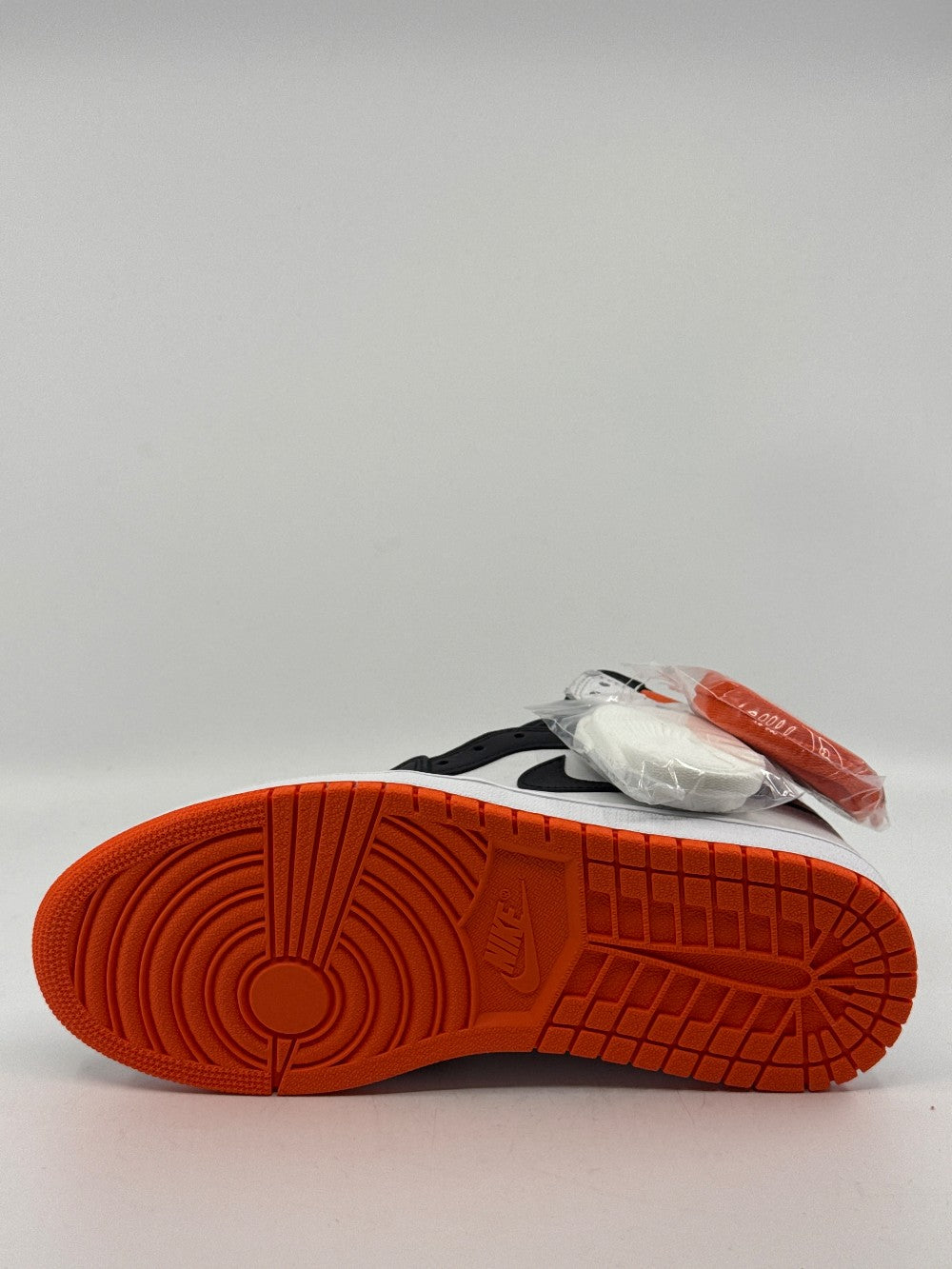 AJ 1 - ELECTRO ORANGE|44441