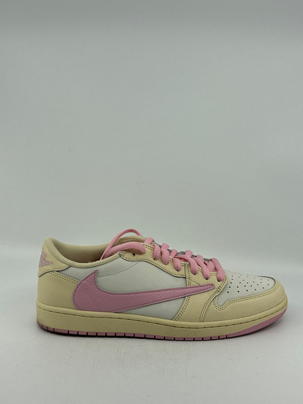 *USED* AJ 1 LOW X TRAVIS SCOTT - SHY PINK|44490