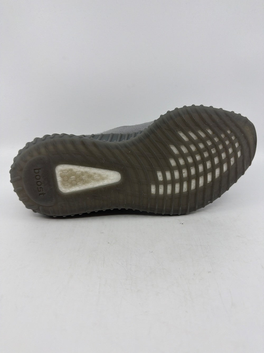*USED* YEEZY 350 V2 - STEEL GREY|44572