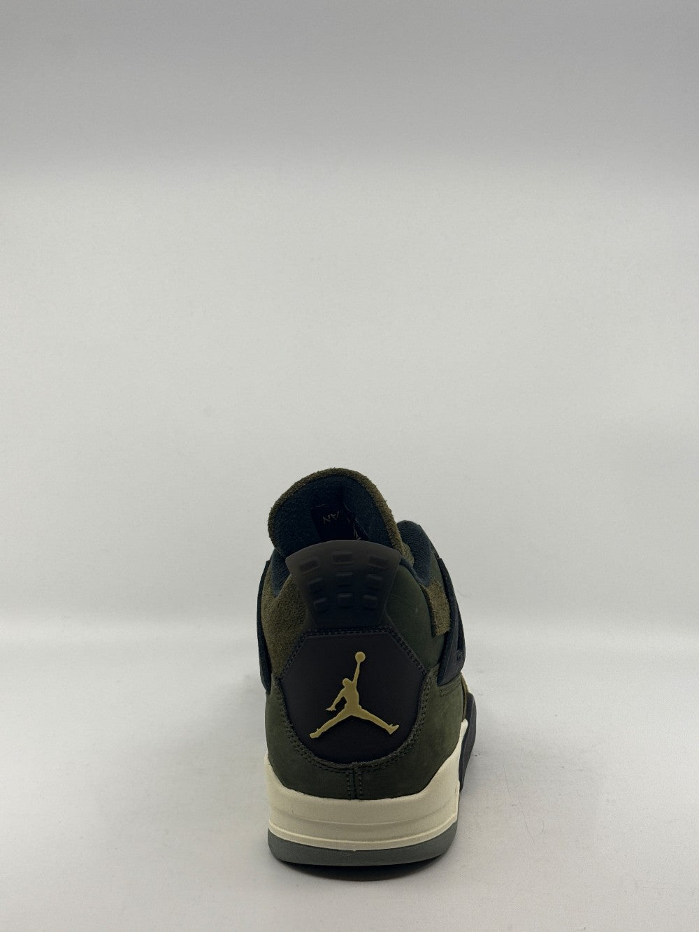 *USED* AJ 4 - CRAFT MEDIUM OLIVE|44638