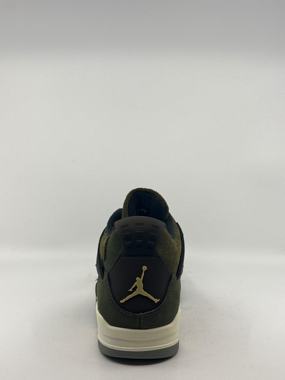 *USED* AJ 4 - CRAFT MEDIUM OLIVE|44644