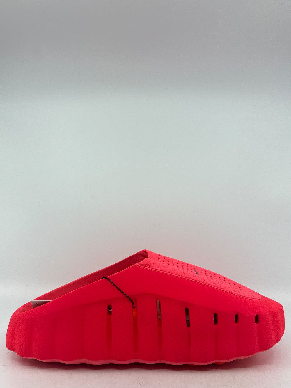 NIKE MIND 001 SLIDE (W) - SOLAR RED|44668