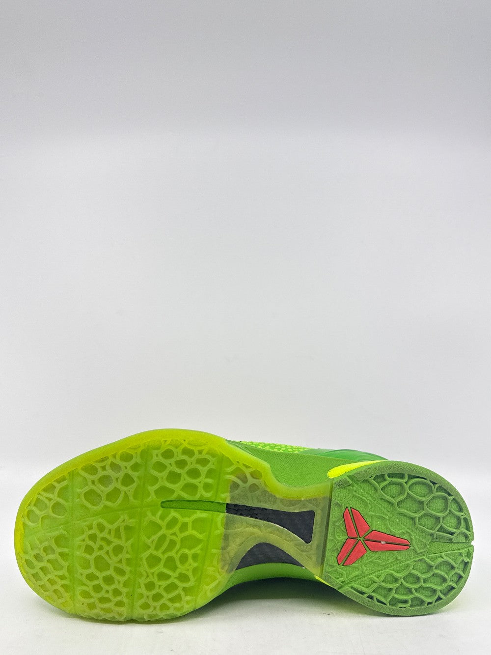 *USED/NO BOX* NIKE KOBE 6 PROTRO - GRINCH (2020)|44680