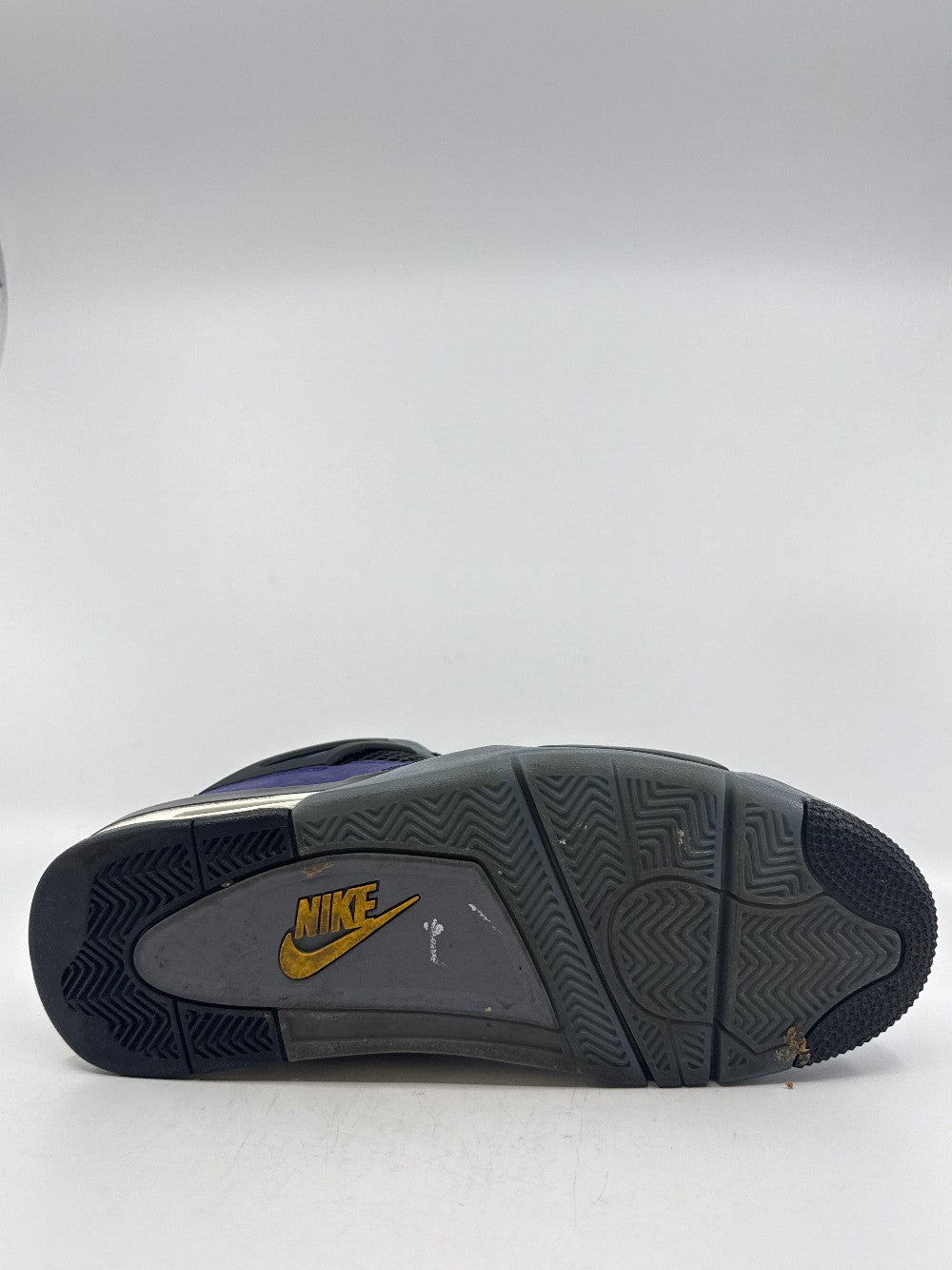 *USED* AJ 4 - LAKERS|44685