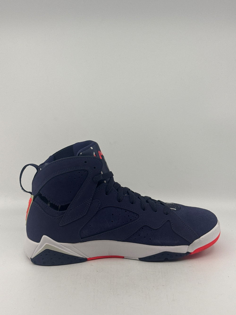 *USED* AJ 7 - QUAI 54 (2022)|44747
