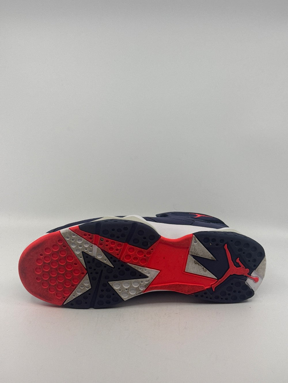 *USED* AJ 7 - QUAI 54 (2022)|44750