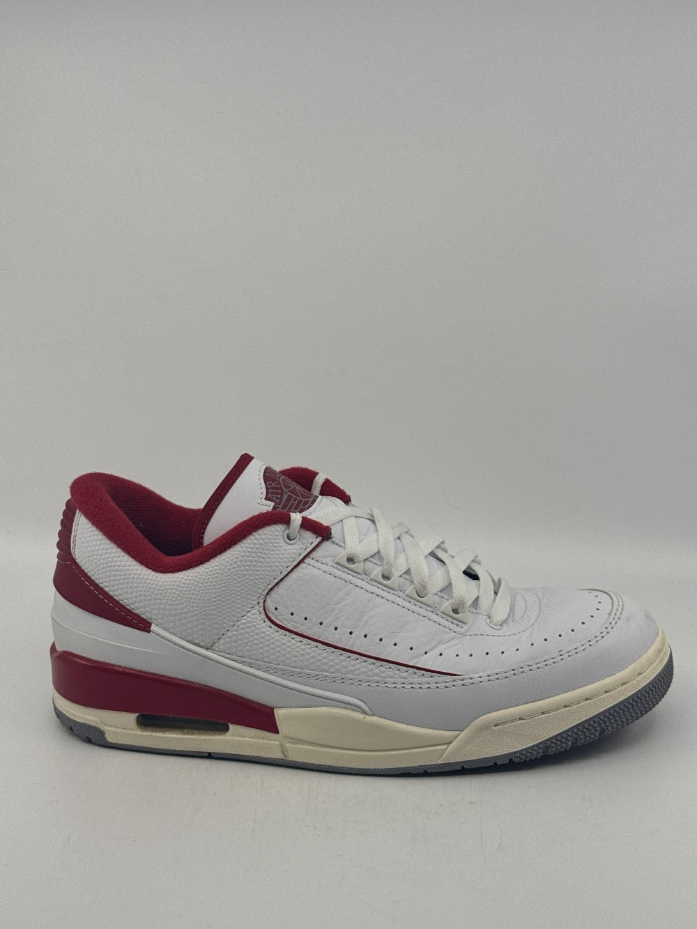 *USED* AJ 2/3 - WHITE VARSITY RED|44751