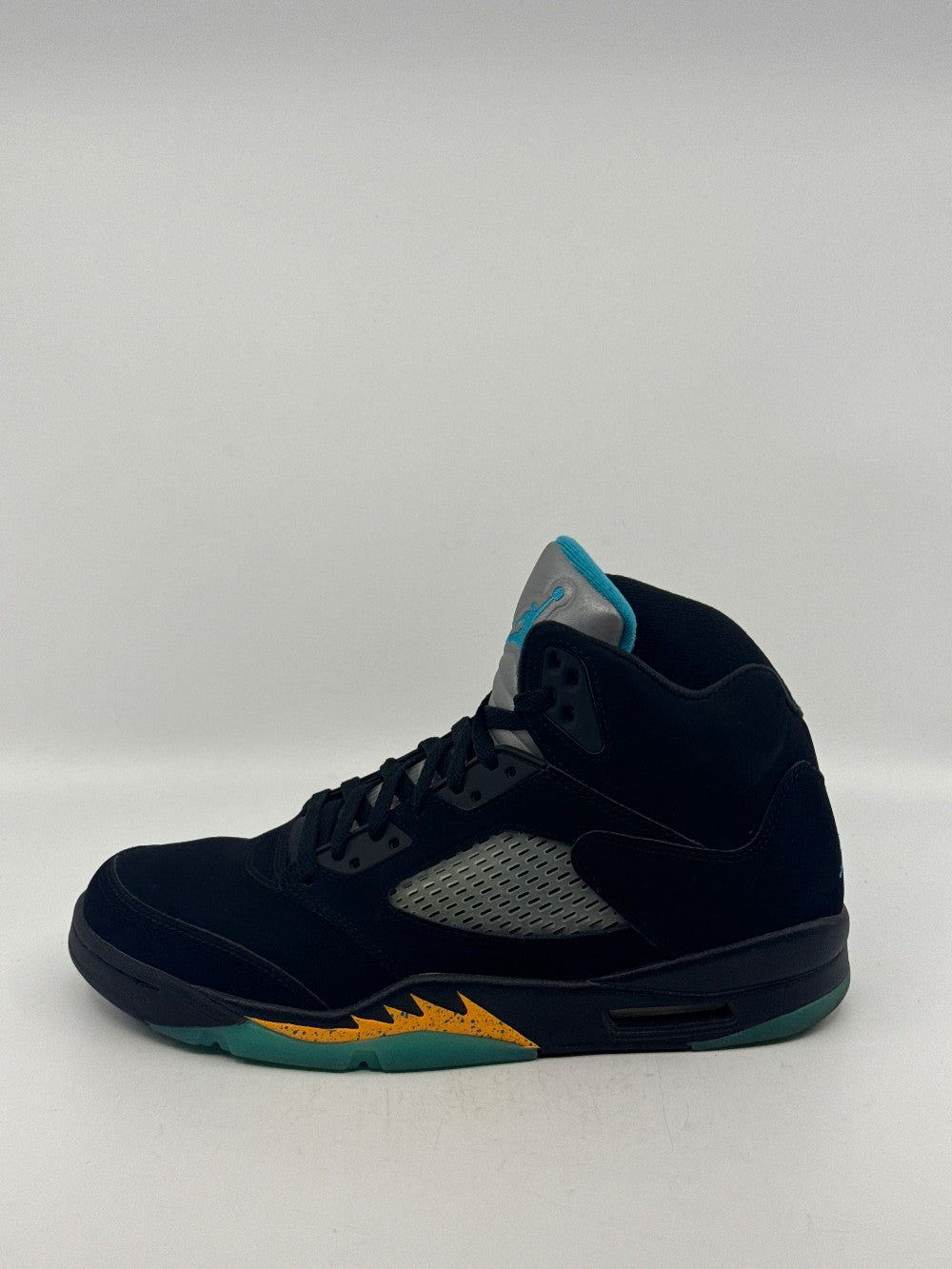 *USED* AJ 5 - AQUA|44805
