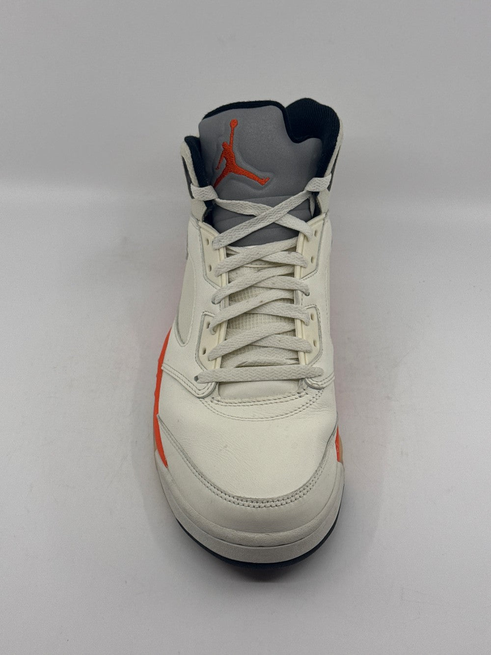 *USED* AJ 5 - SHATTERED BACKBOARD|44840