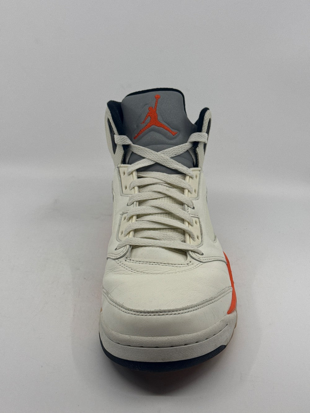 *USED* AJ 5 - SHATTERED BACKBOARD|44845