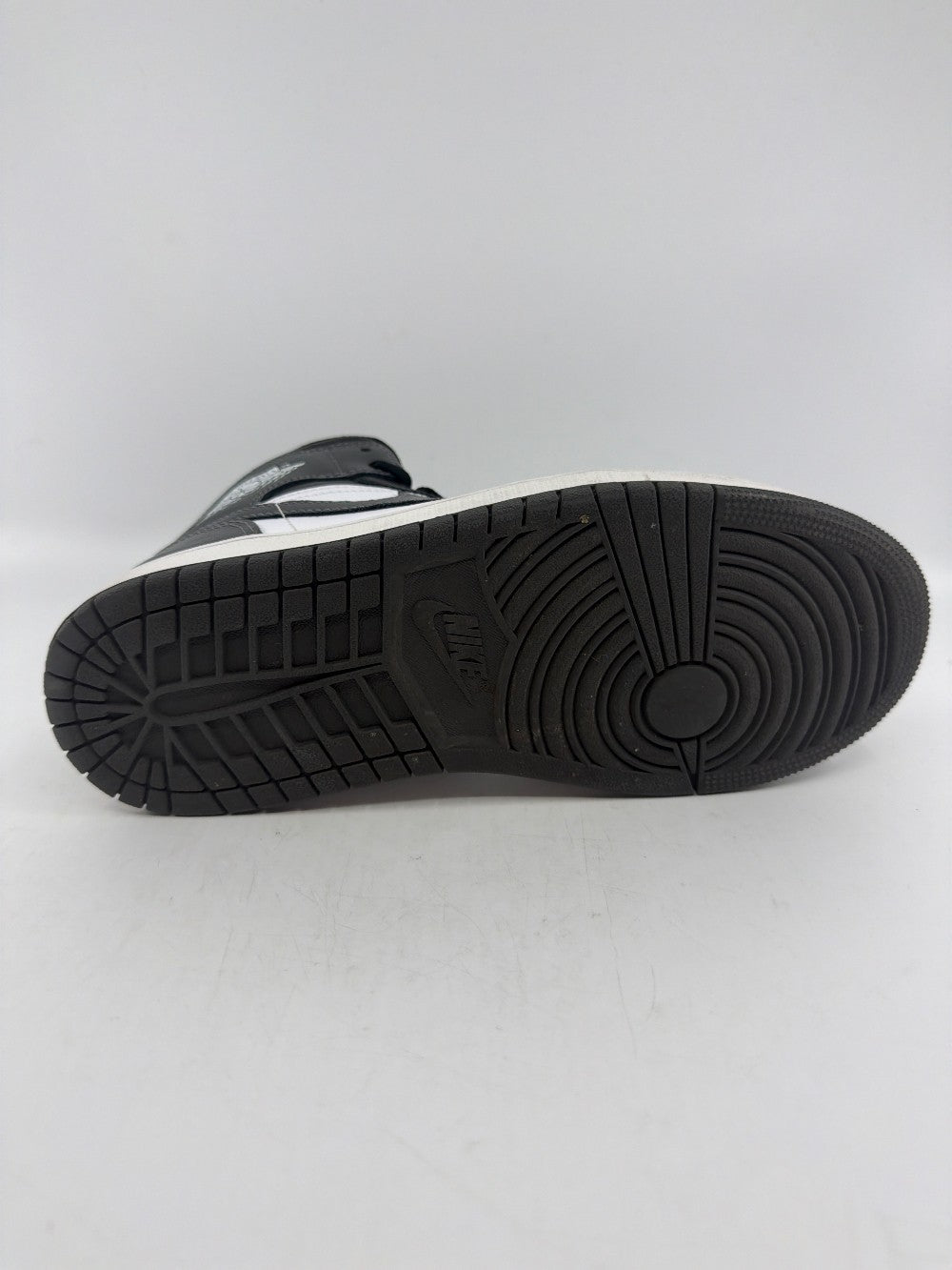 *USED* AJ 1 MID - BLACK WHITE IRON GREY|44882