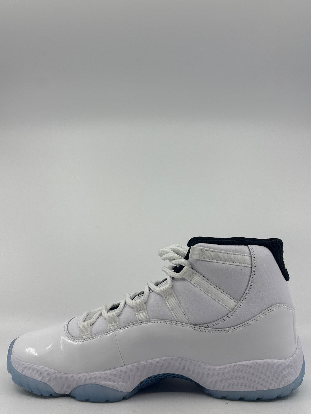 *VNDS* AJ 11 - LEGEND BLUE (2024)|44910