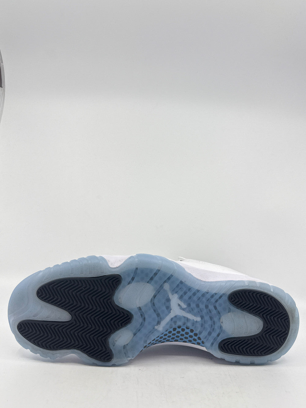 *VNDS* AJ 11 - LEGEND BLUE (2024)|44917