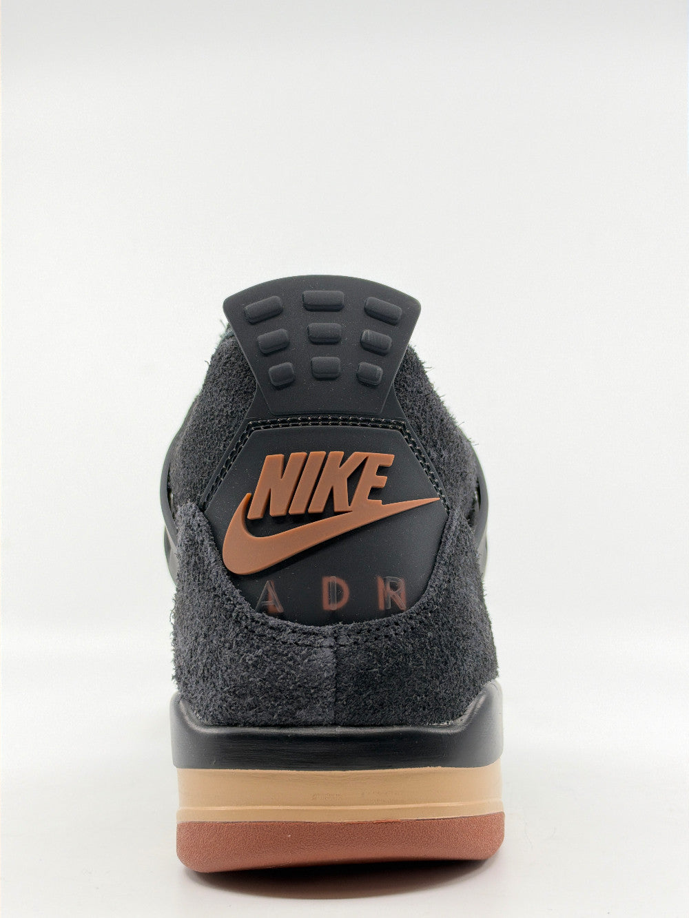 AJ 4 - LONDON|45097