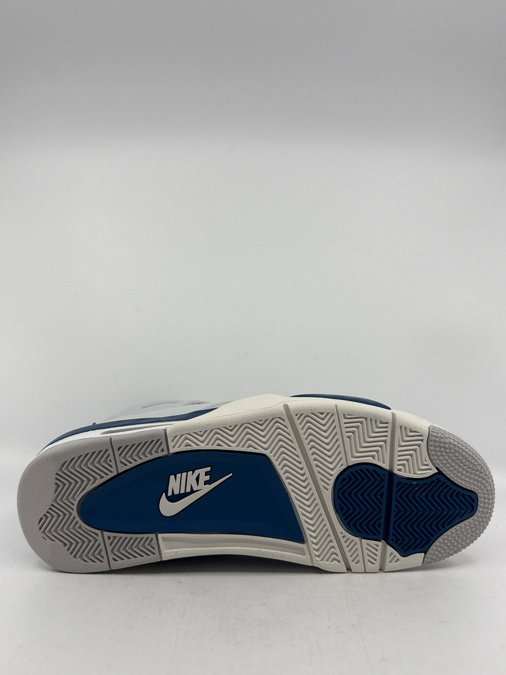 AJ 4 - MILITARY BLUE (2024)|45152