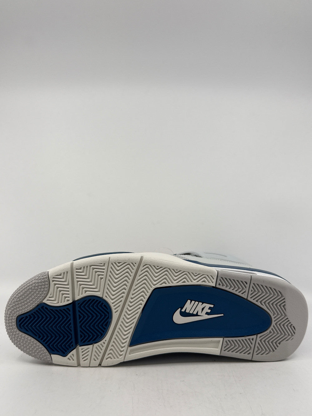 AJ 4 - MILITARY BLUE (2024)|45157
