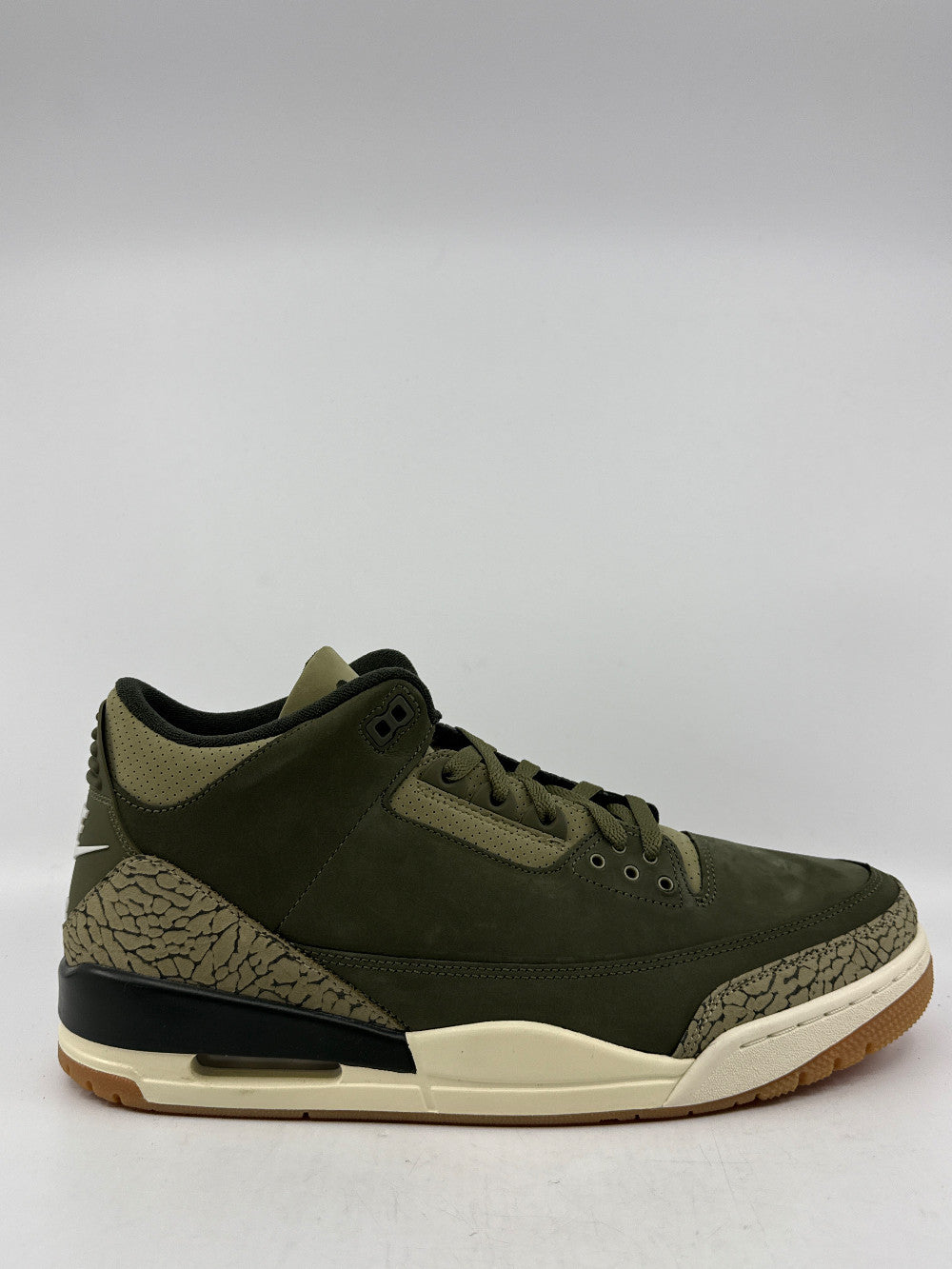 AJ 3 - FAMILY AFFAIR|45178