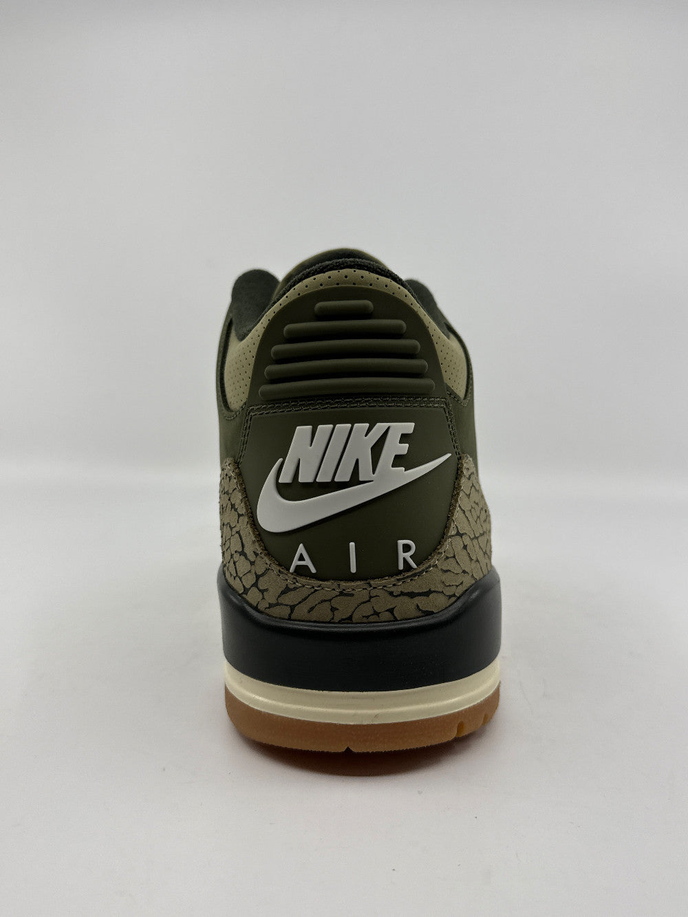 AJ 3 - FAMILY AFFAIR|45181