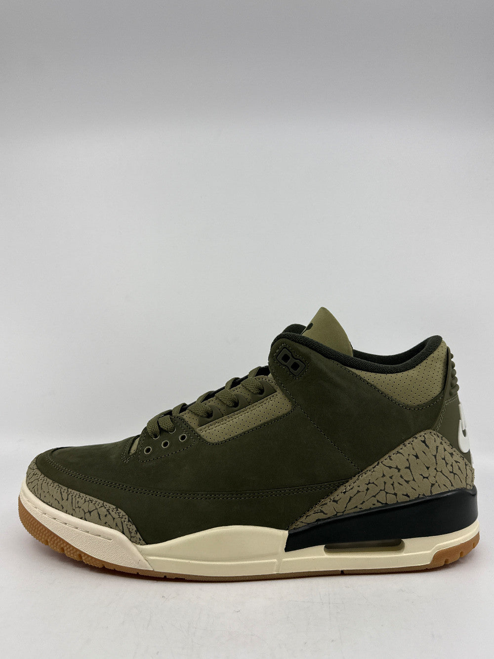 AJ 3 - FAMILY AFFAIR|45183