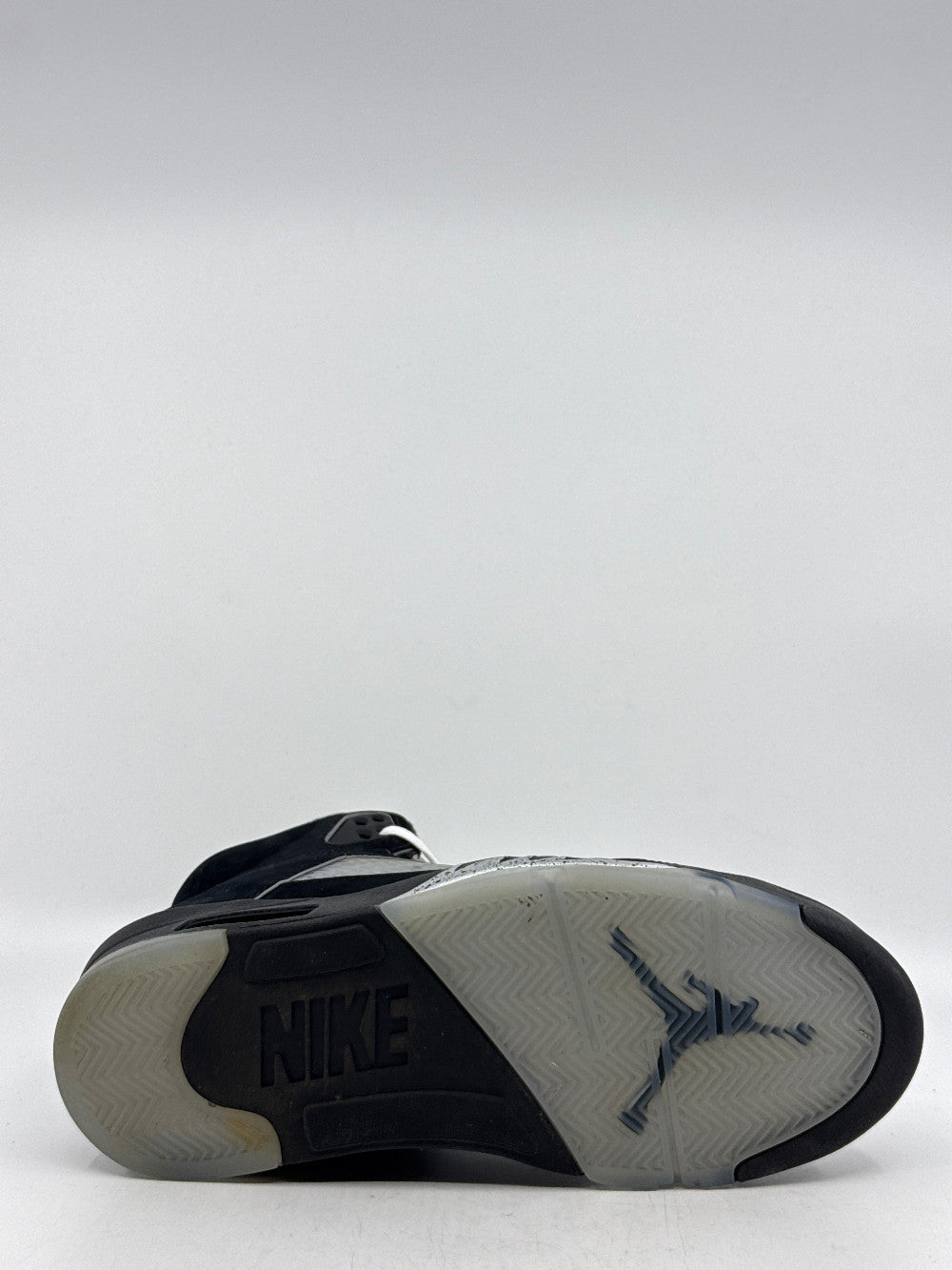 *USED* AJ 5 - BLACK METALLIC REIMAGINED|45203