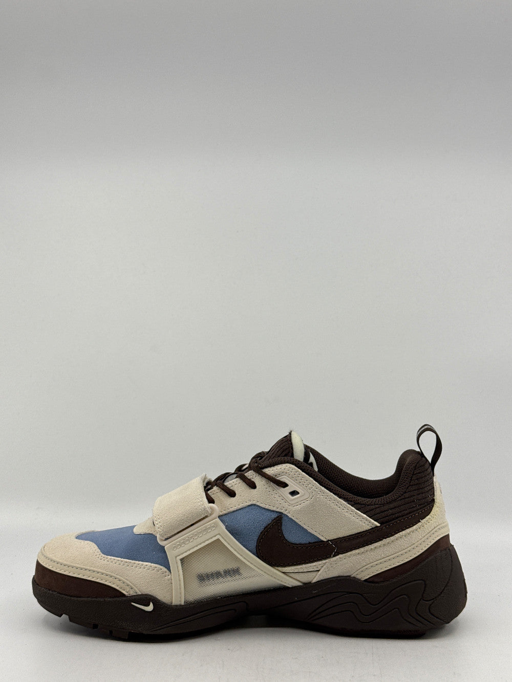 *VNDS* NIKE X TRAVIS SCOTT FIELD JAXX - LECHE BLUE|45297
