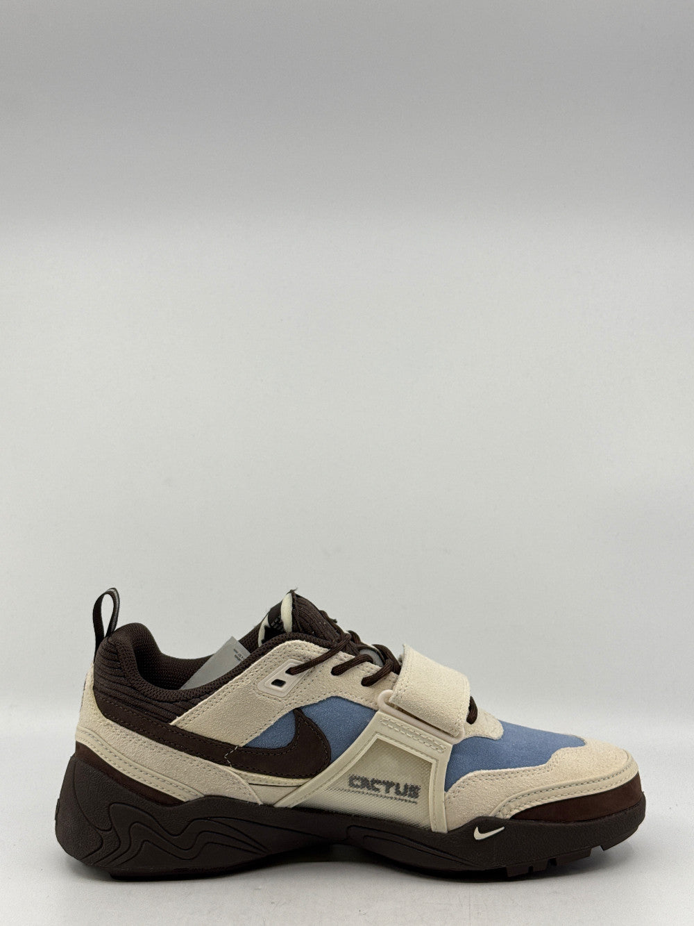 *VNDS* NIKE X TRAVIS SCOTT FIELD JAXX - LECHE BLUE|45303