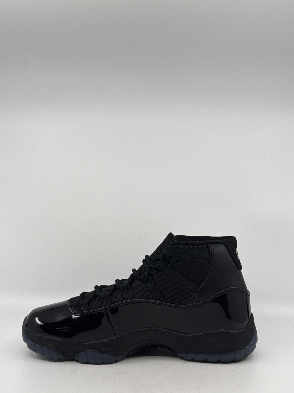 *USED* AJ 11 - GAMMA BLUE (2025)|45345