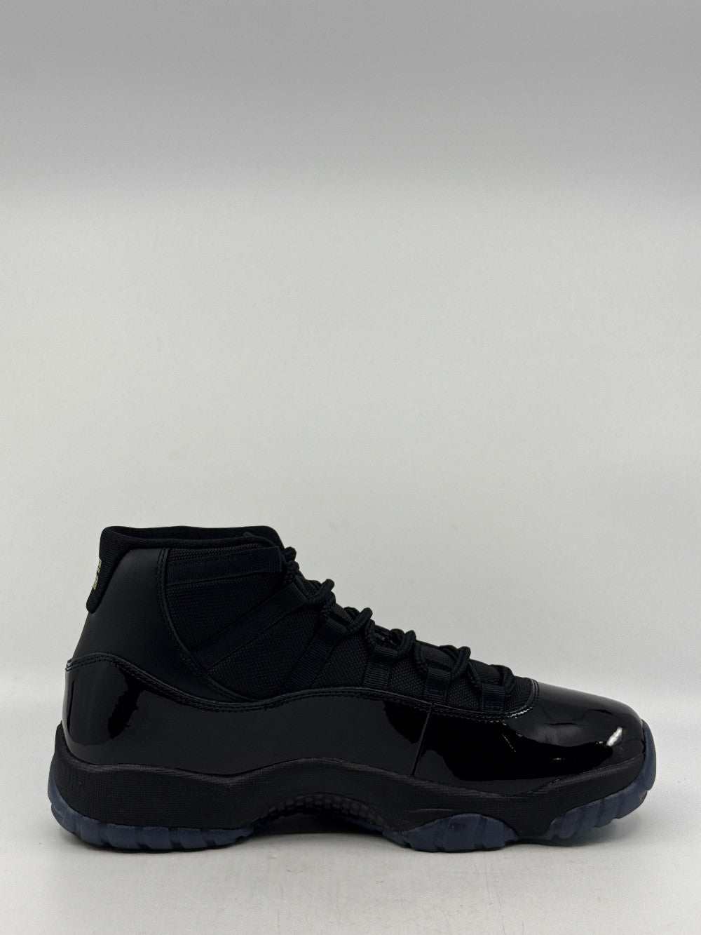 *USED* AJ 11 - GAMMA BLUE (2025)|45351