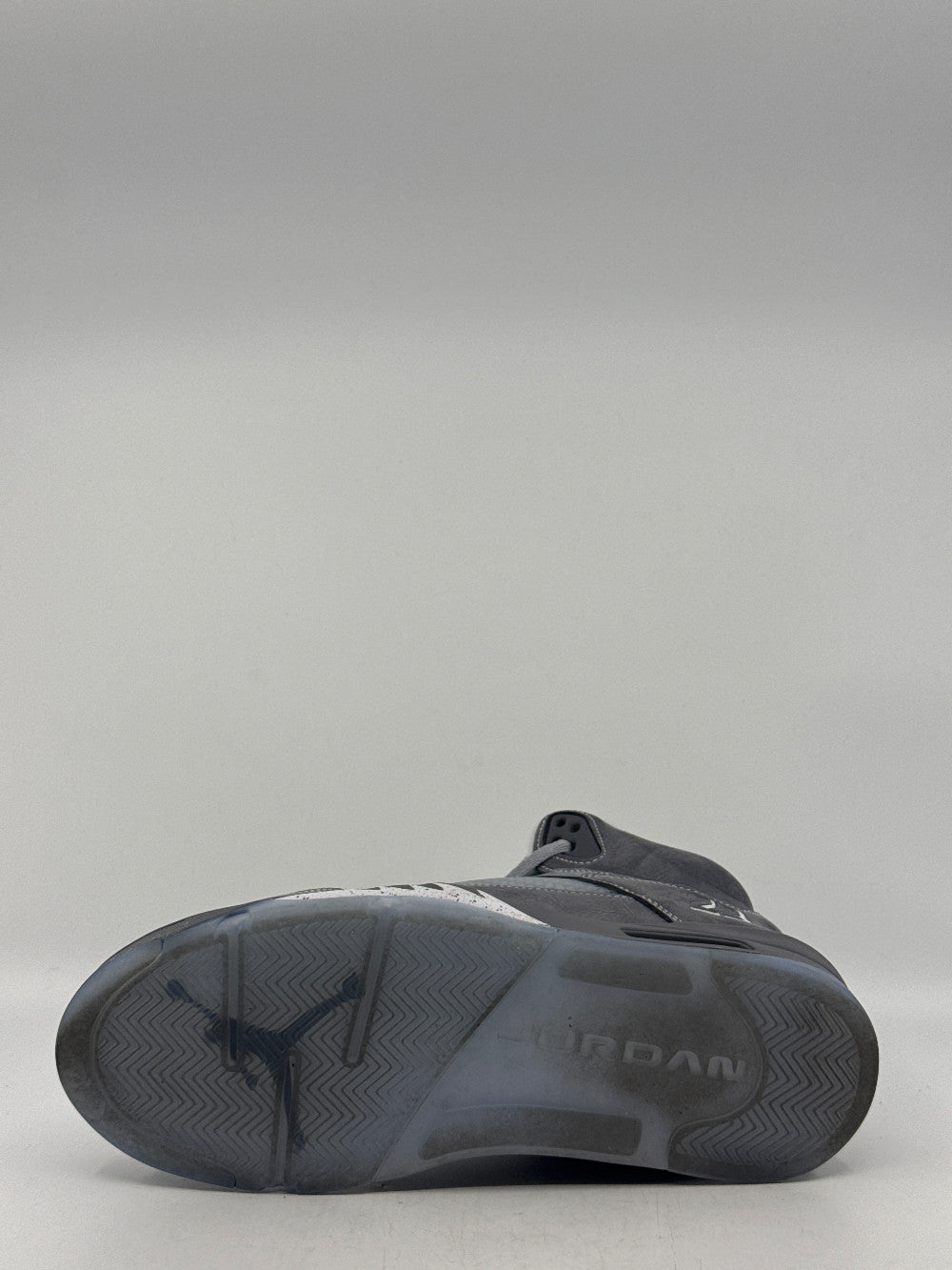 *USED* AJ 5 - WOLF GREY (2026)|45426