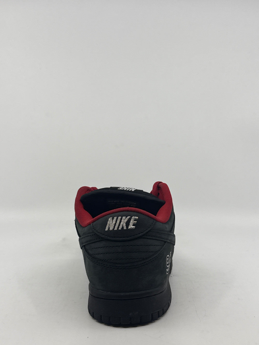 *USED* NIKE SB DUNK LOW X SUPREME - 94 BLACK|45458