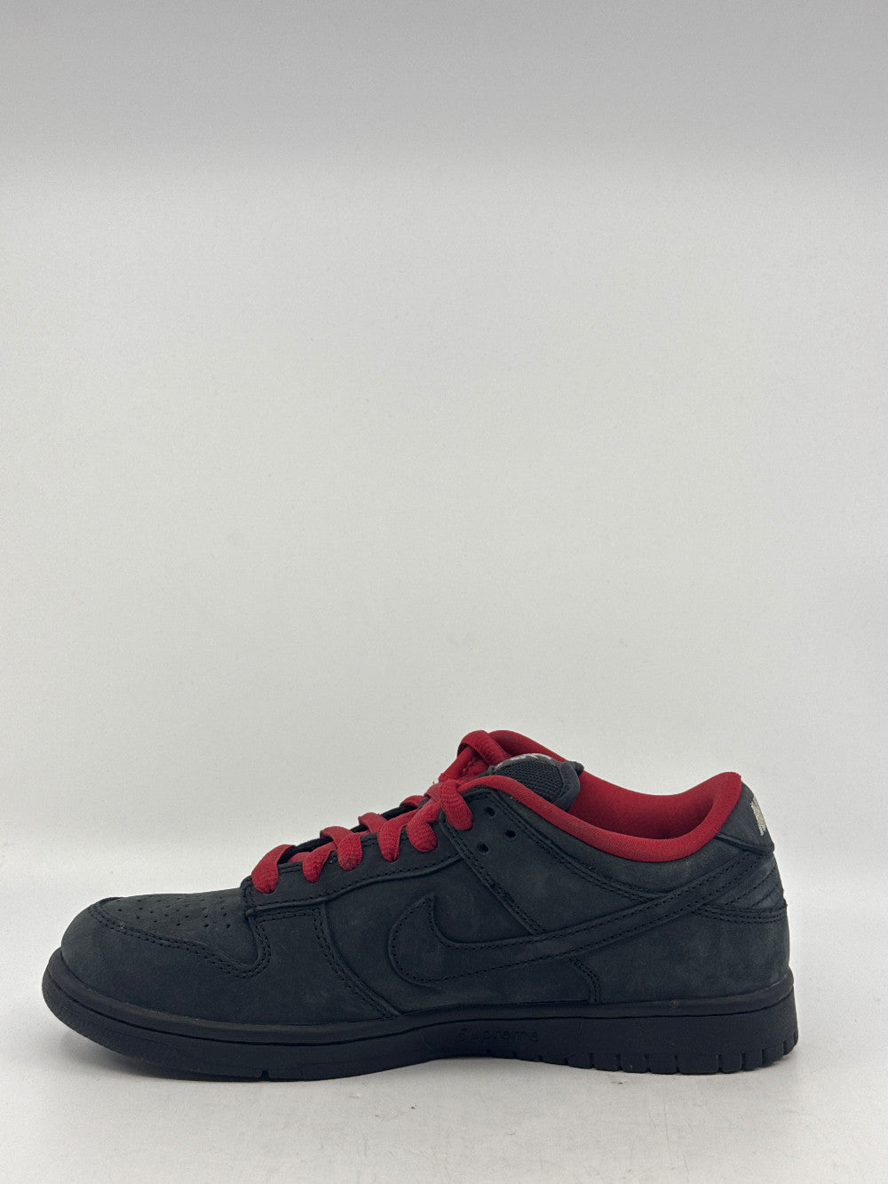 *USED* NIKE SB DUNK LOW X SUPREME - 94 BLACK|45459