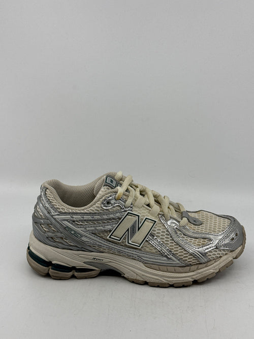 *USED* NEW BALANCE 1906R - SILVER METALLIC SEA SALT|45523
