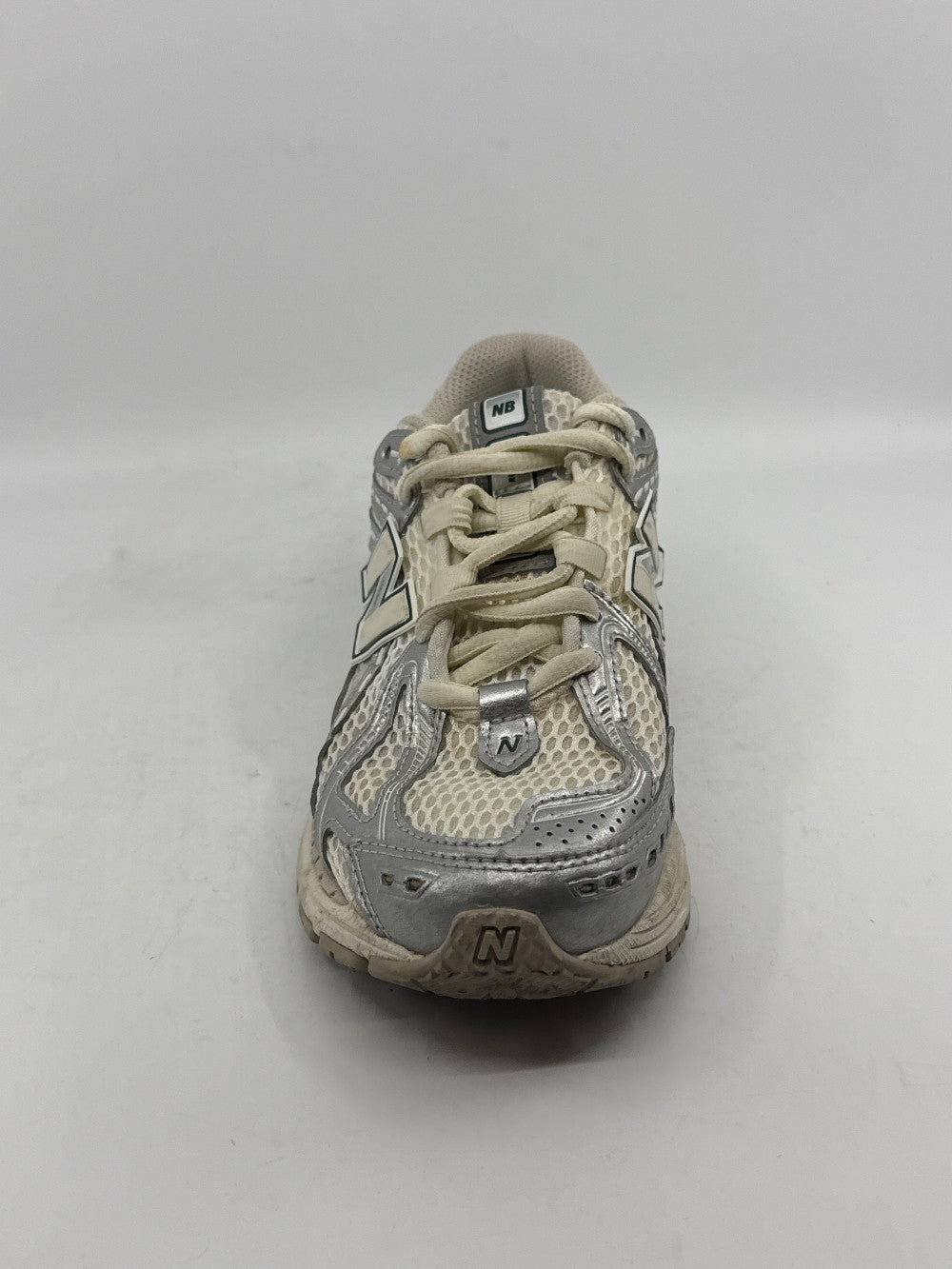 *USED* NEW BALANCE 1906R - SILVER METALLIC SEA SALT|45526