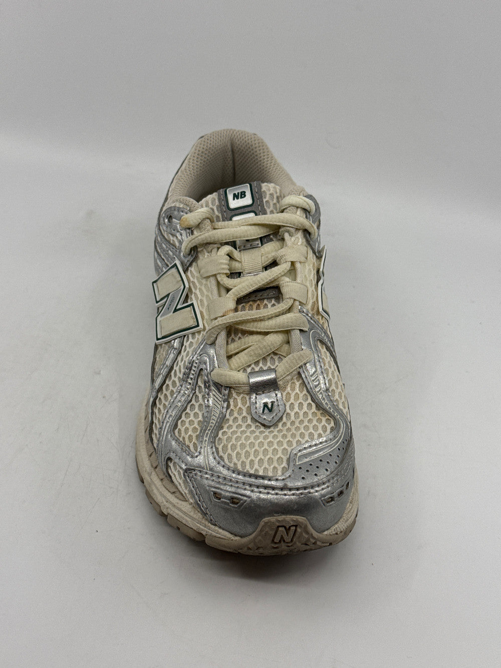 *USED* NEW BALANCE 1906R - SILVER METALLIC SEA SALT|45527