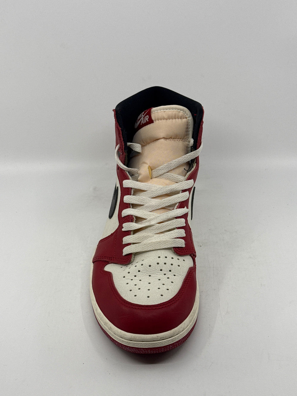 *USED/NO BOX* AJ 1 - CHICAGO LOST & FOUND|45615