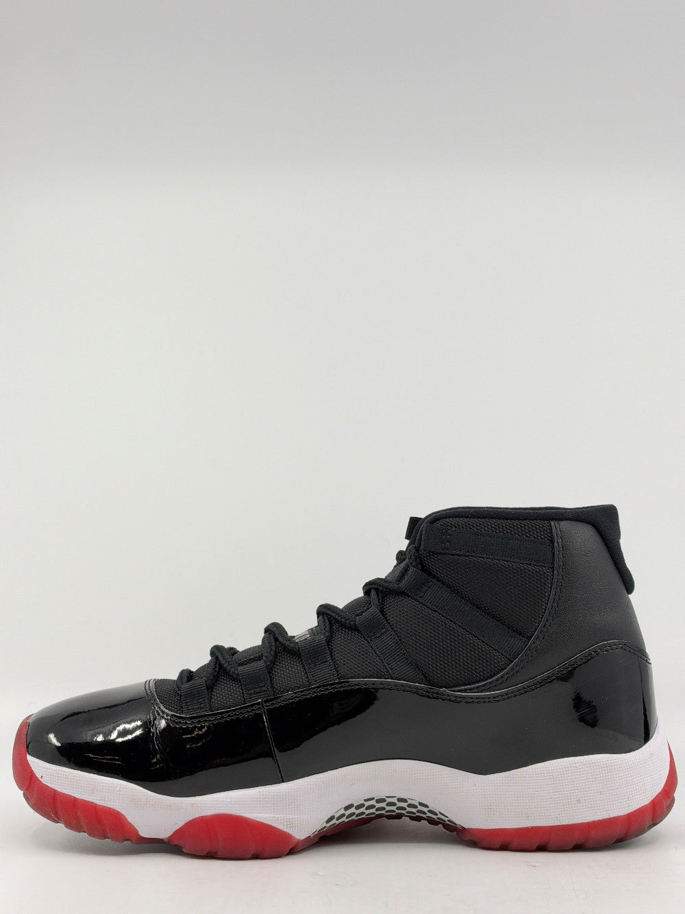 *USED* AJ 11 - BRED (2019)|45637