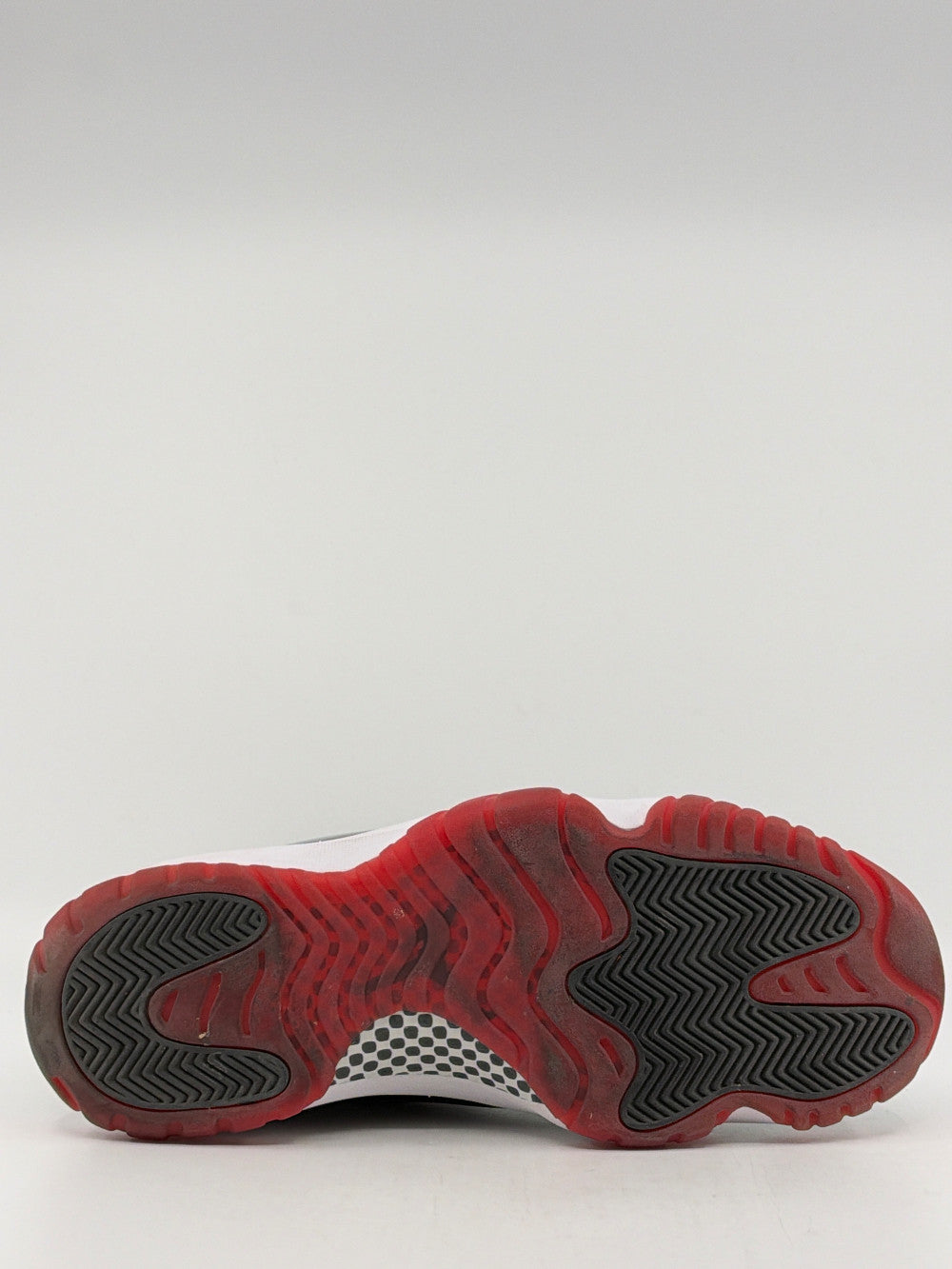 *USED* AJ 11 - BRED (2019)|45640