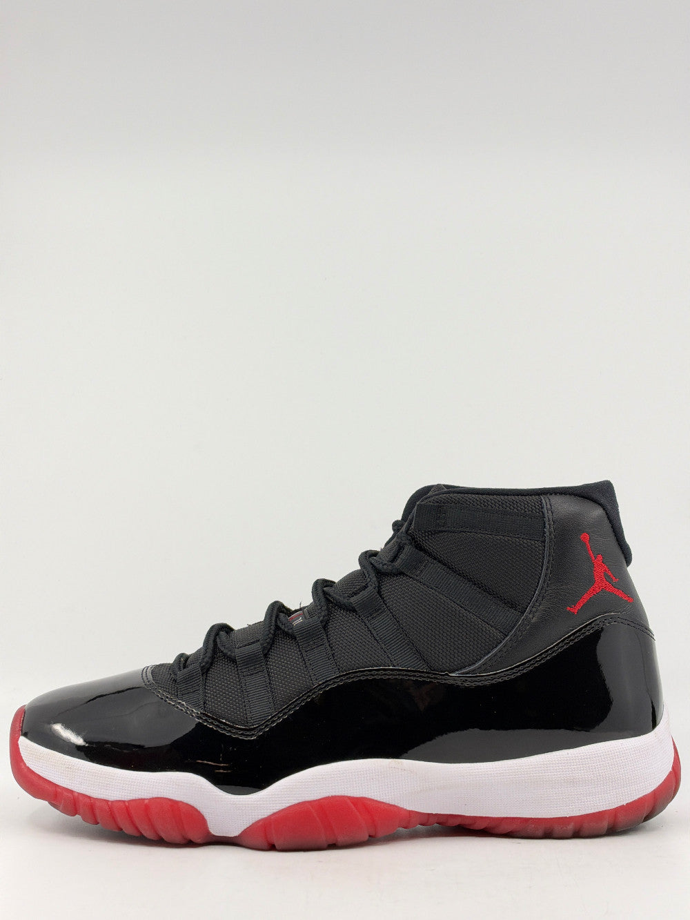 *USED* AJ 11 - BRED (2019)|45641