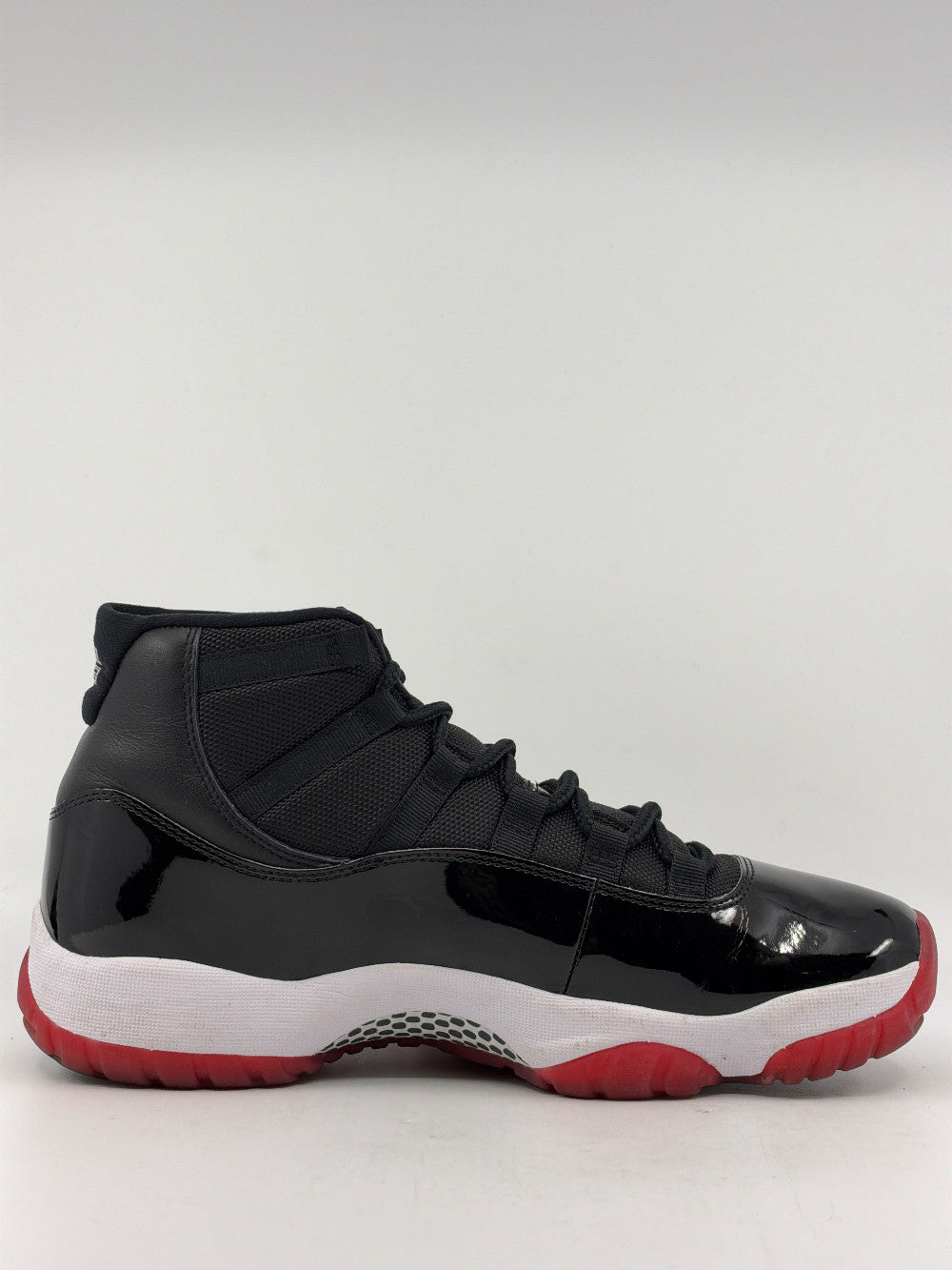 *USED* AJ 11 - BRED (2019)|45643