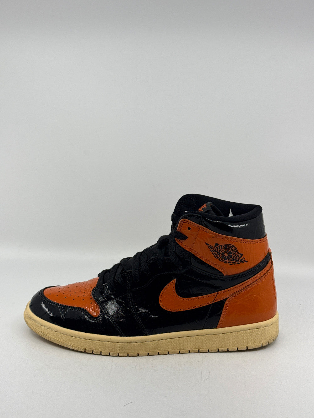 *USED* AJ 1 - SHATTERED BACKBOARD 3.0|45781