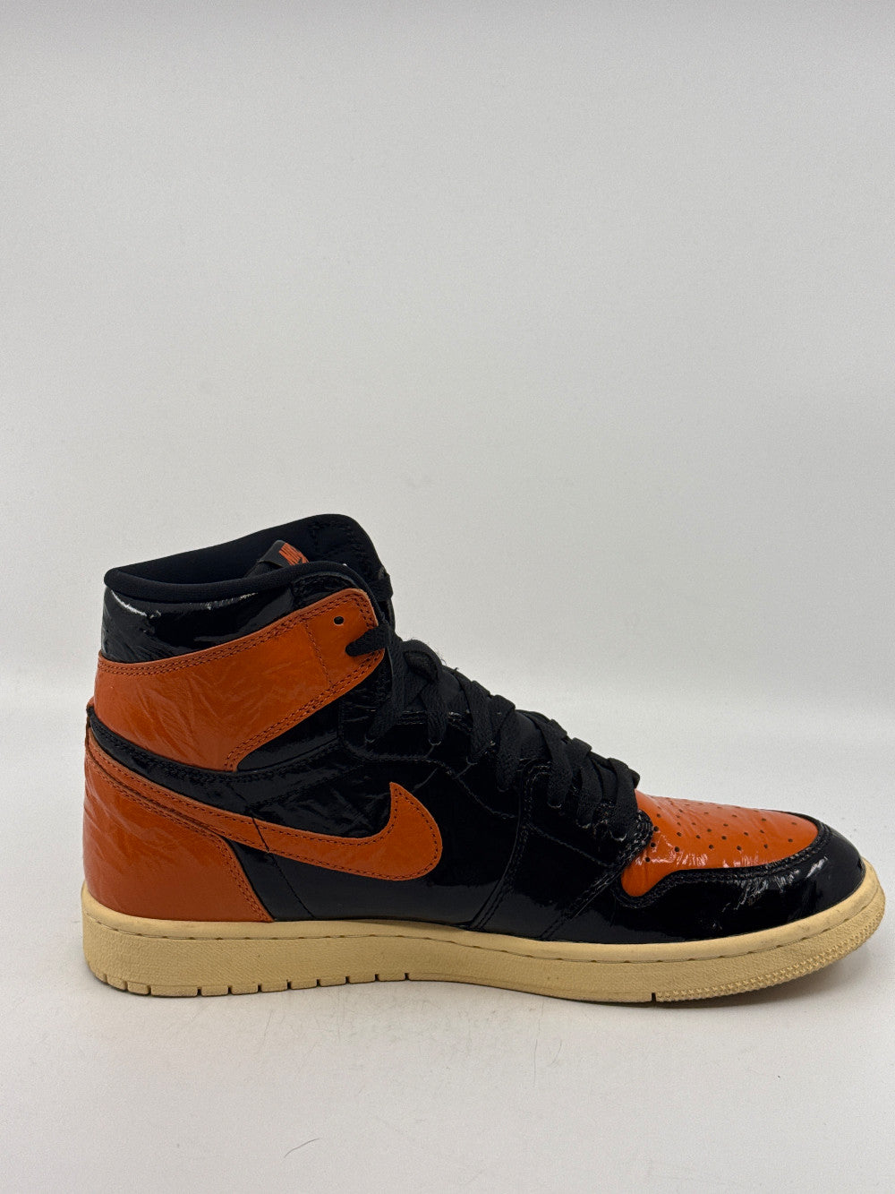 *USED* AJ 1 - SHATTERED BACKBOARD 3.0|45783