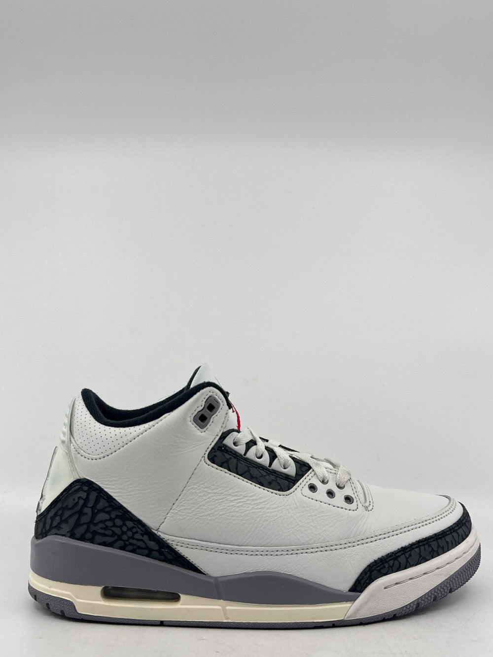 *USED* AJ 3 - CEMENT GREY|45823