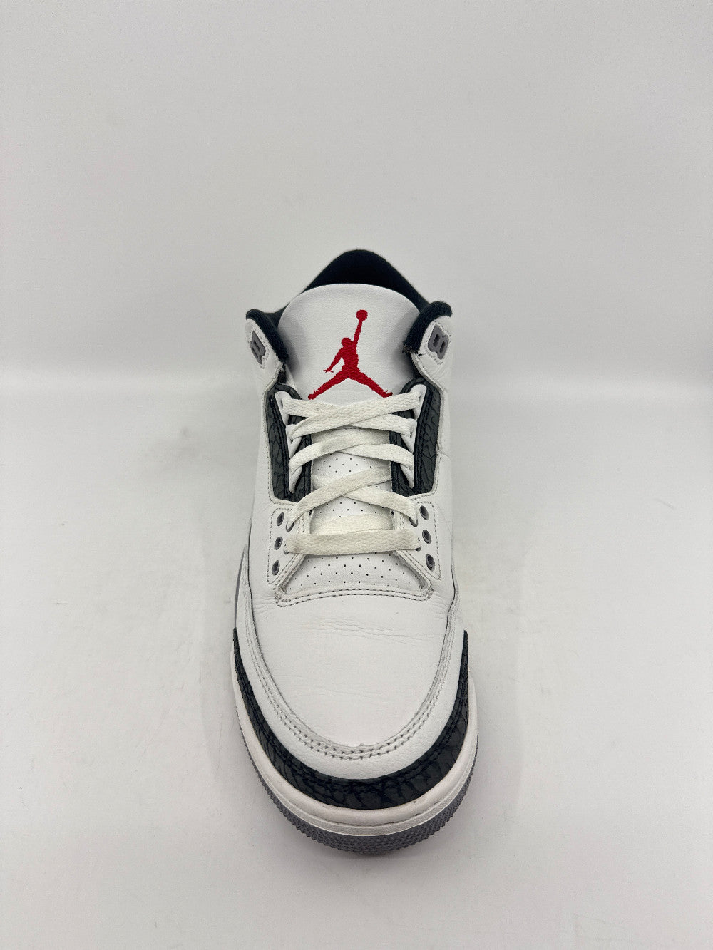 *USED* AJ 3 - CEMENT GREY|45824