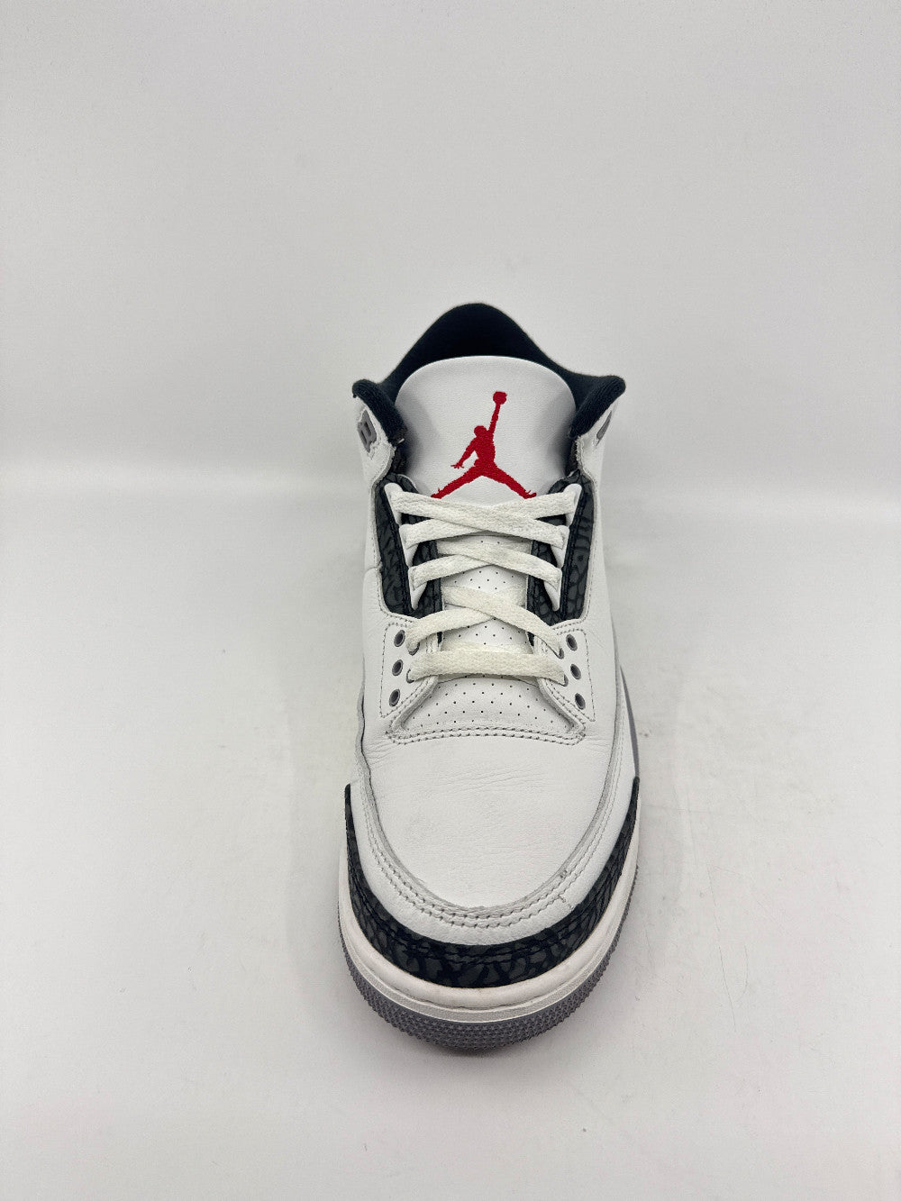 *USED* AJ 3 - CEMENT GREY|45829