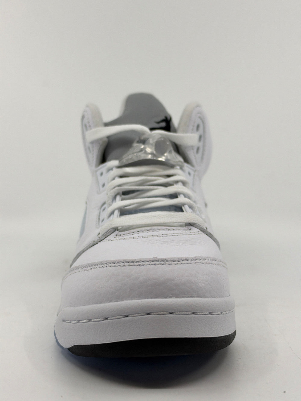 AJ 5 (GS) - WHITE METALLIC (2026)|45836