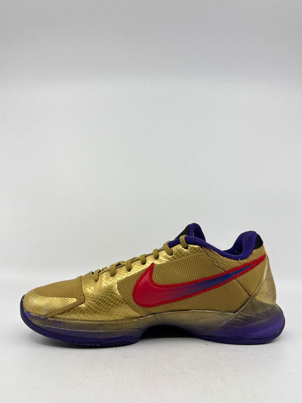 *USED* NIKE KOBE 5 - UNDEFEATED HALL OF FAME|45961