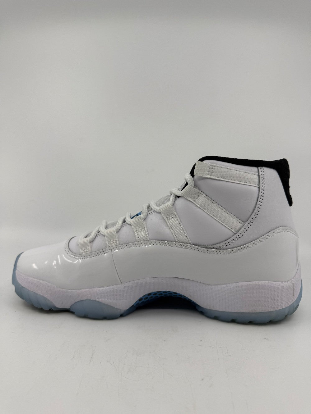 *USED* AJ 11 - LEGEND BLUE (2024)|34934